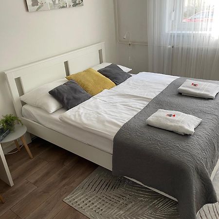 Magnolia Apartman Győr Extérieur photo